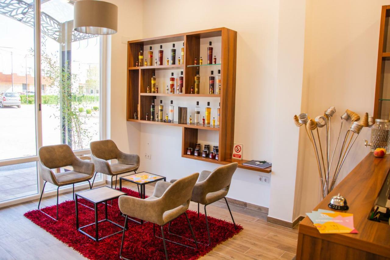 Hotel & Distillery Monogram Gradac  Εξωτερικό φωτογραφία
