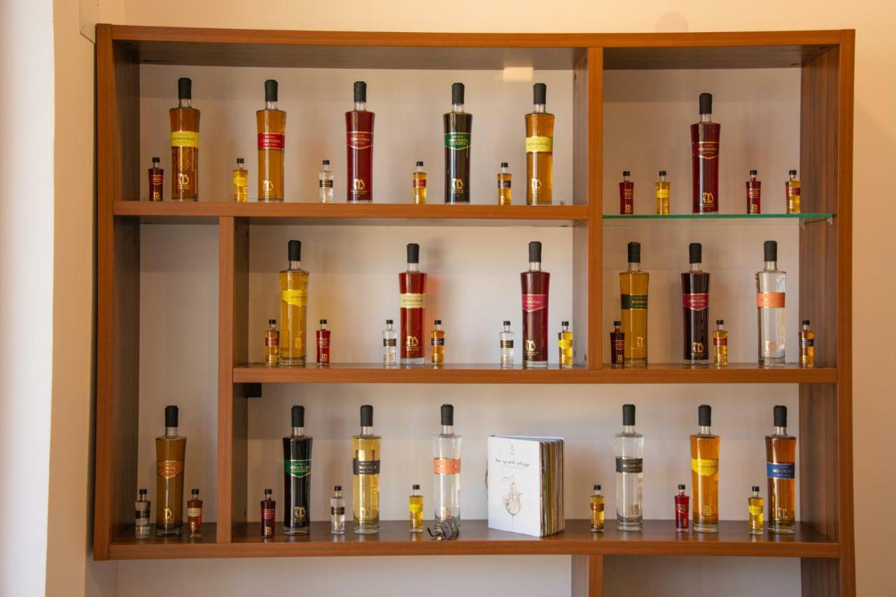Hotel & Distillery Monogram Gradac  Εξωτερικό φωτογραφία
