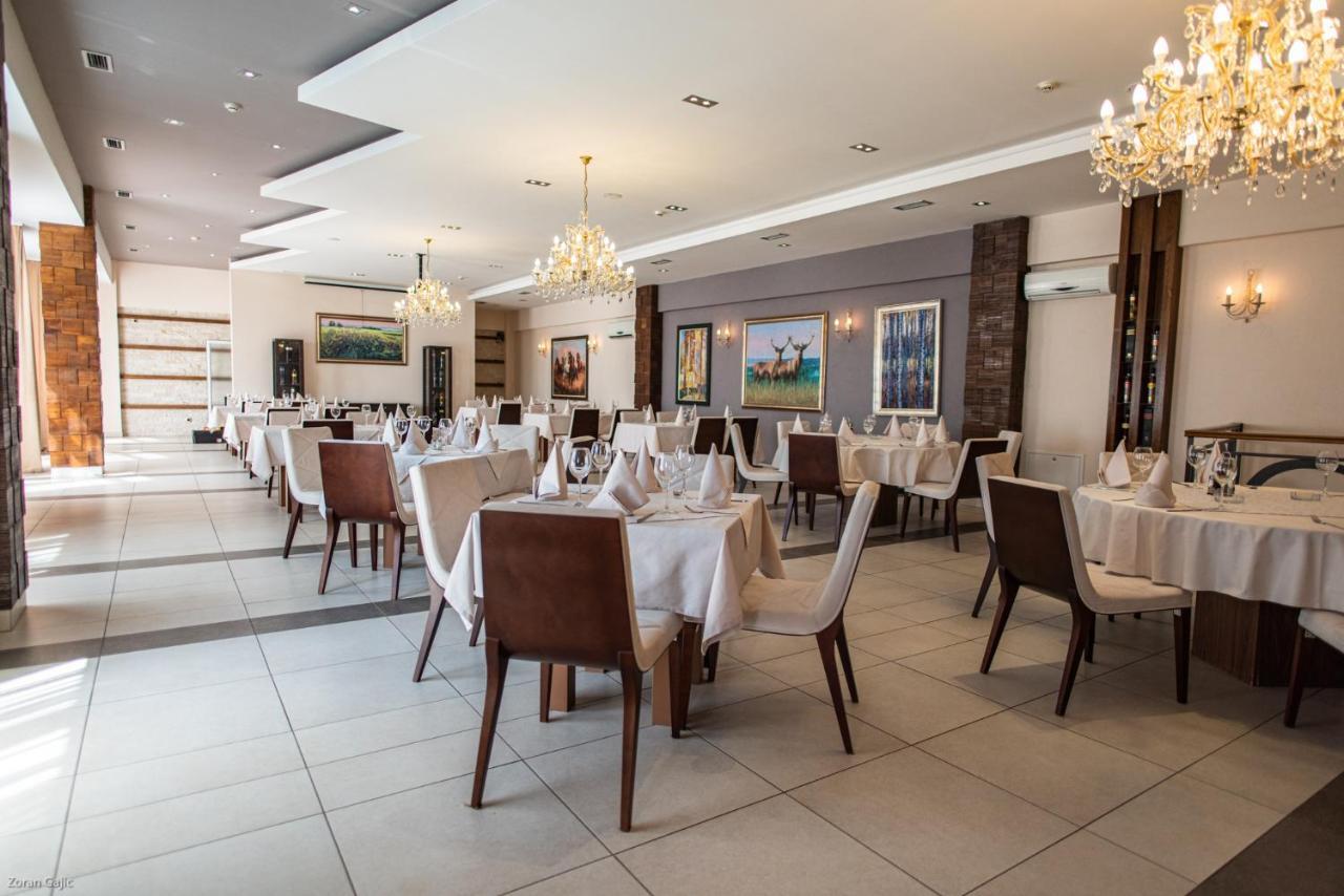 Hotel & Distillery Monogram Gradac  Εξωτερικό φωτογραφία